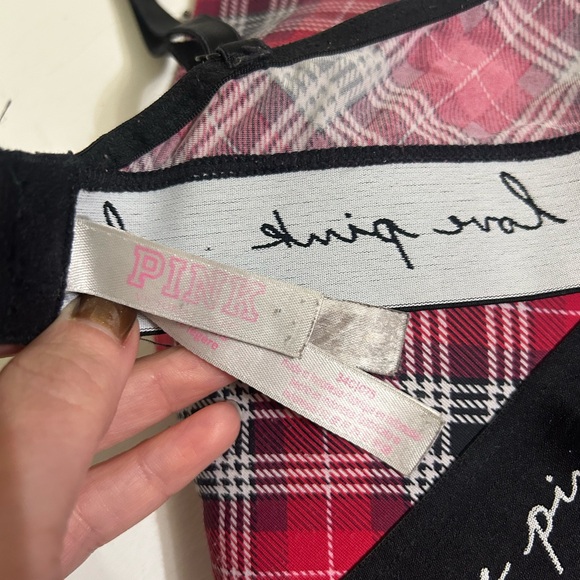 Victoria's Secret PINK Red Plaid Push Up Wear Everywhere Bra Size 34C - Picture 2 of 4